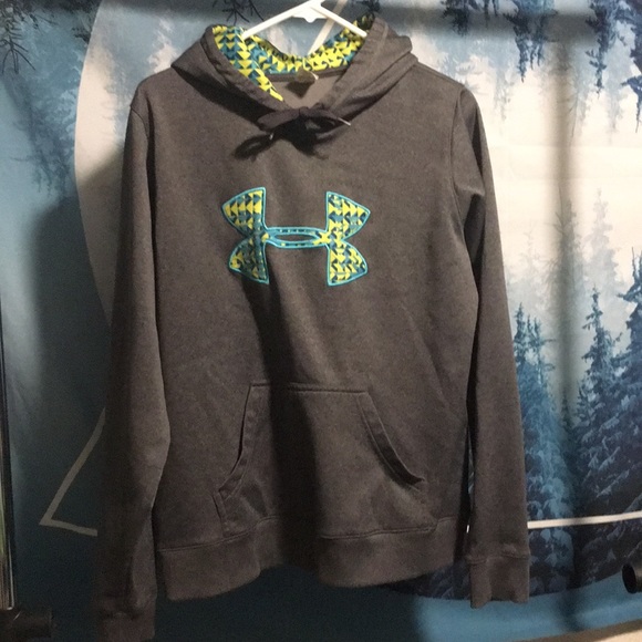 Under Armour Tops - Under Armour Hoodie